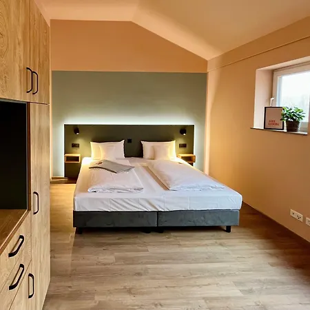 Kloster-quartier Hotel *